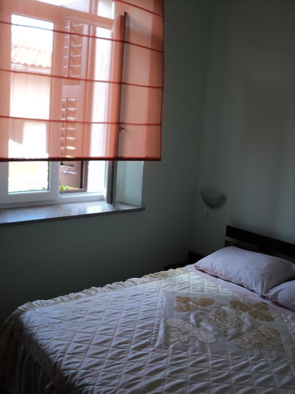 Apartment Mandrac Novigrad Istria Værelse billede